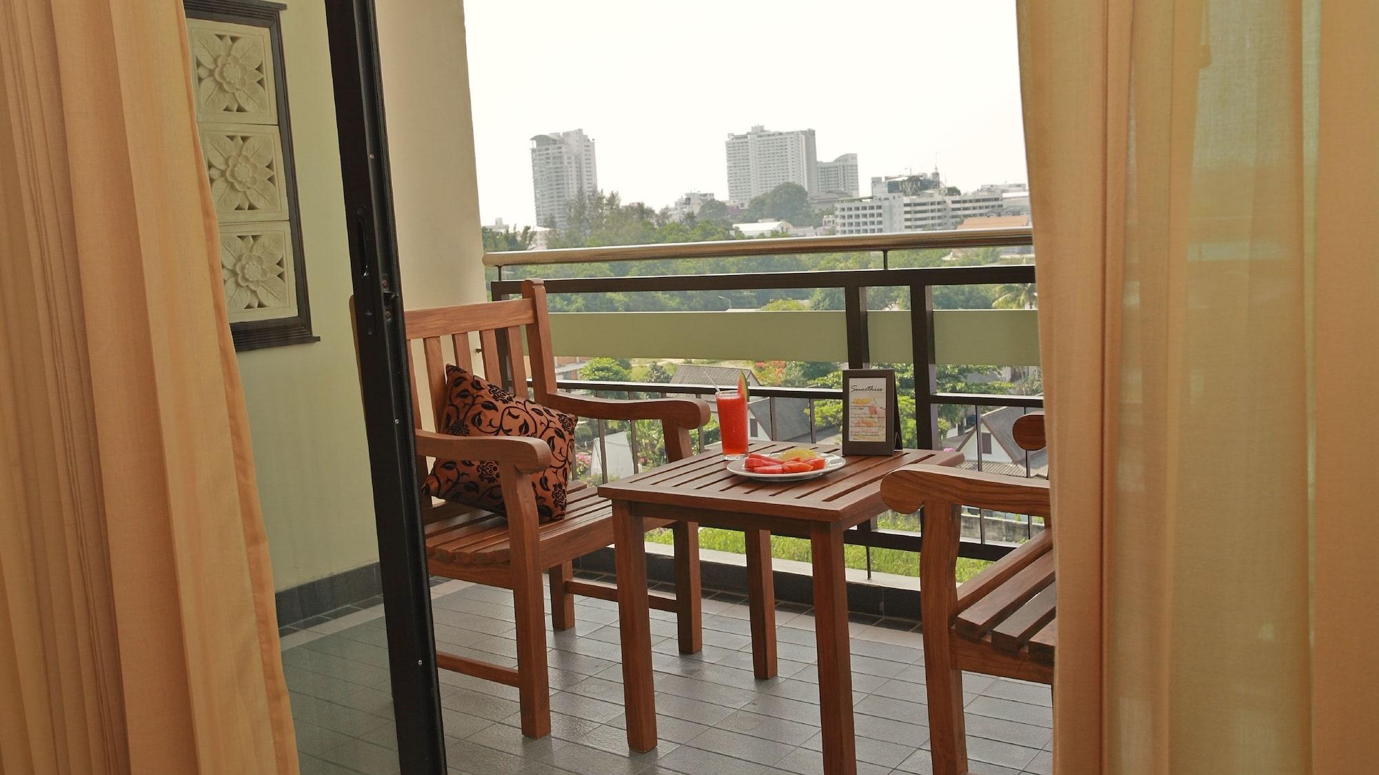 Pattaya Loft Hotel Exterior photo